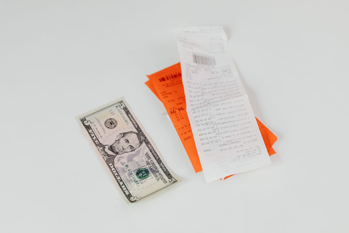 Why do lawyers charge by case, not hourly? And how I spent $0 on private attorney